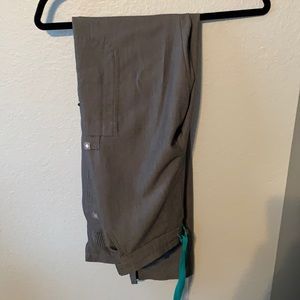 Figs Yola Tall Skinny Graphite Scrub Pants